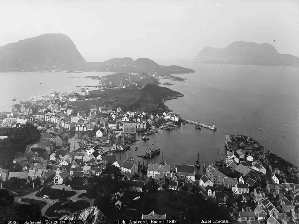 Ålesund by før brannen i 1904