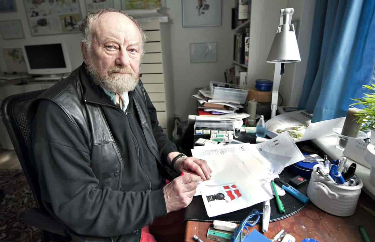 Kurt Westergaard tegner sin siste tegning for Jyllands-Posten i 2010