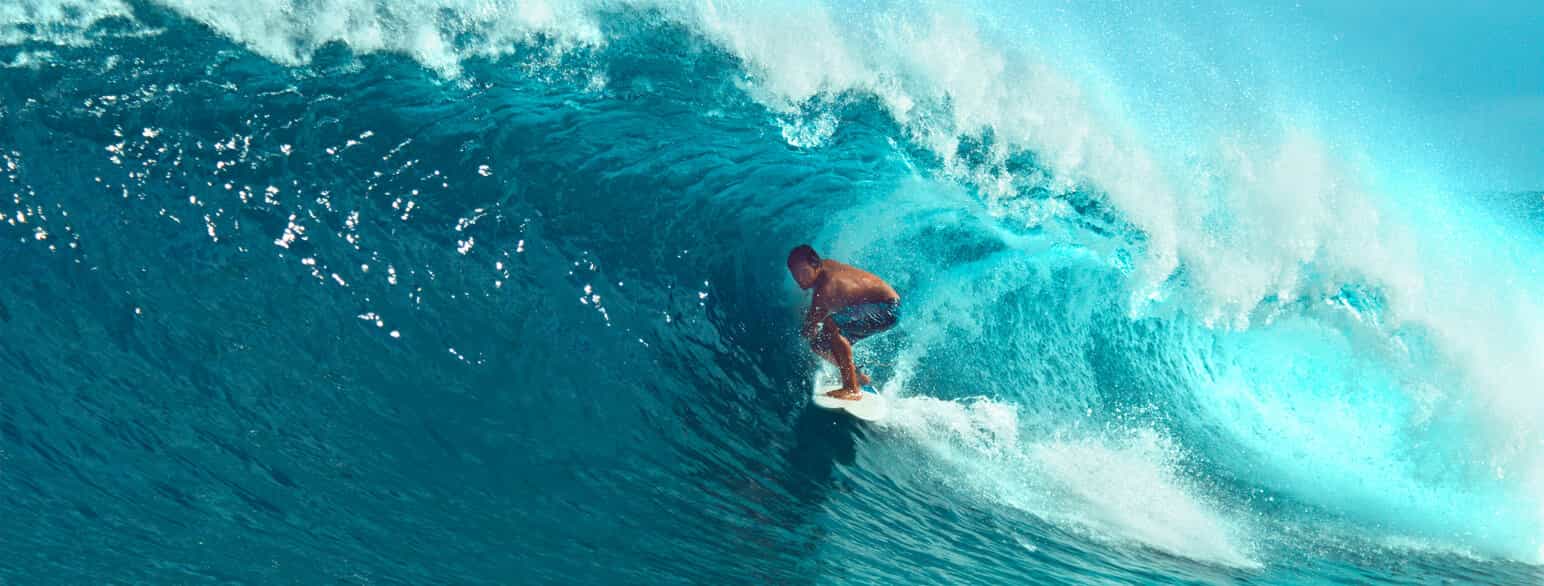 Surfing, Tahiti
