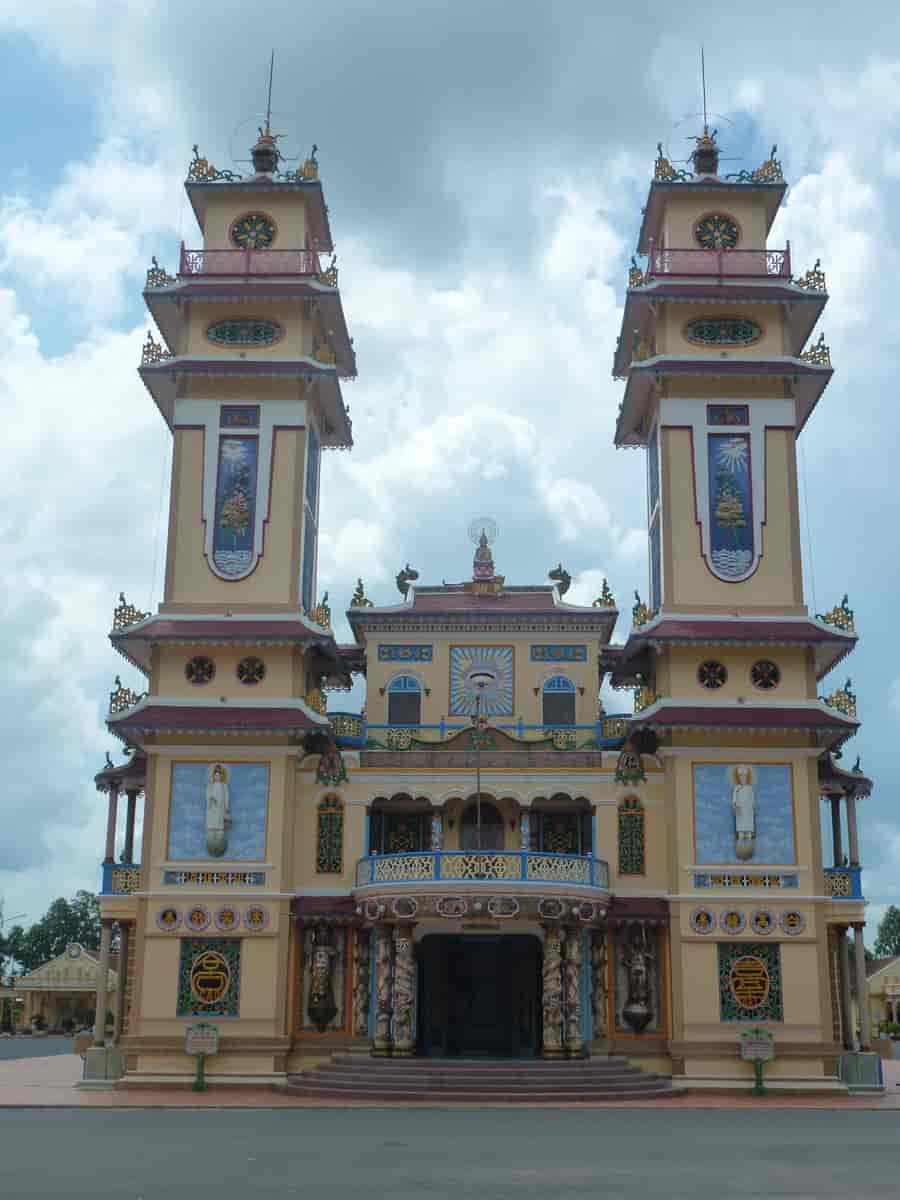 Hovedtemplet til Cao Dai i byen Tây Ninh