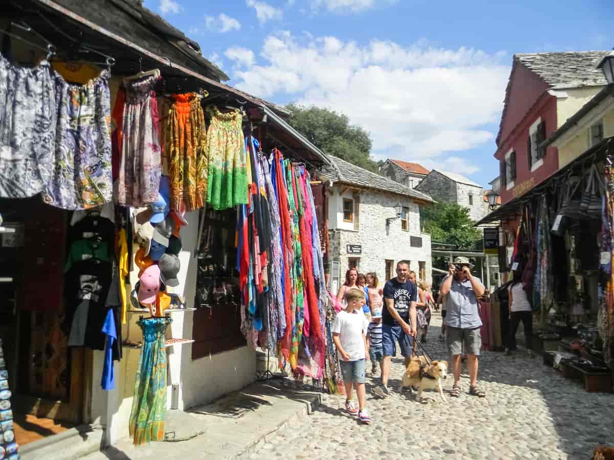Turister i Mostar (2016)