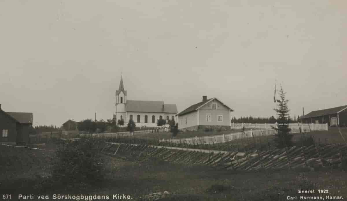 «Parti ved Sørskogbygdens kirke», 1922