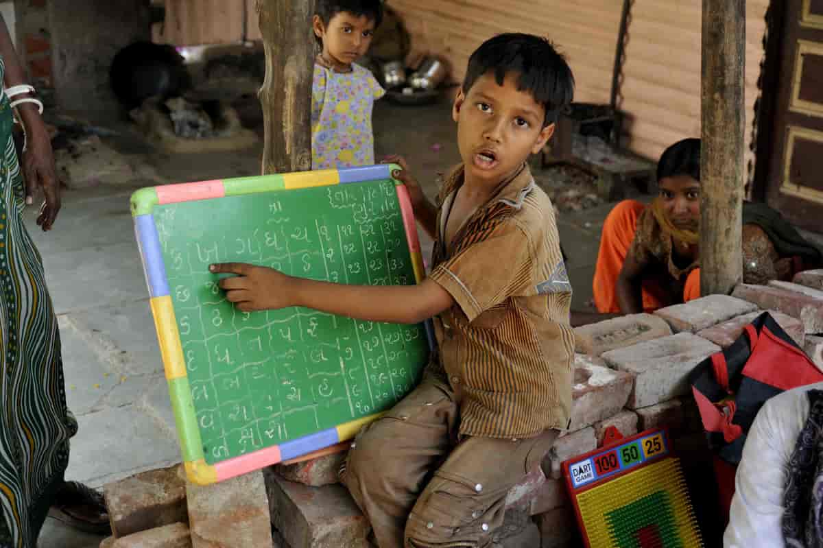 Skolegutt i Gujarat
