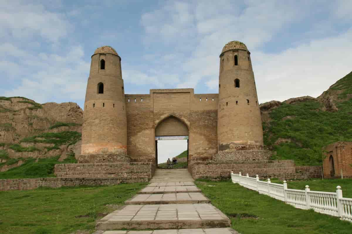 Hisor fort