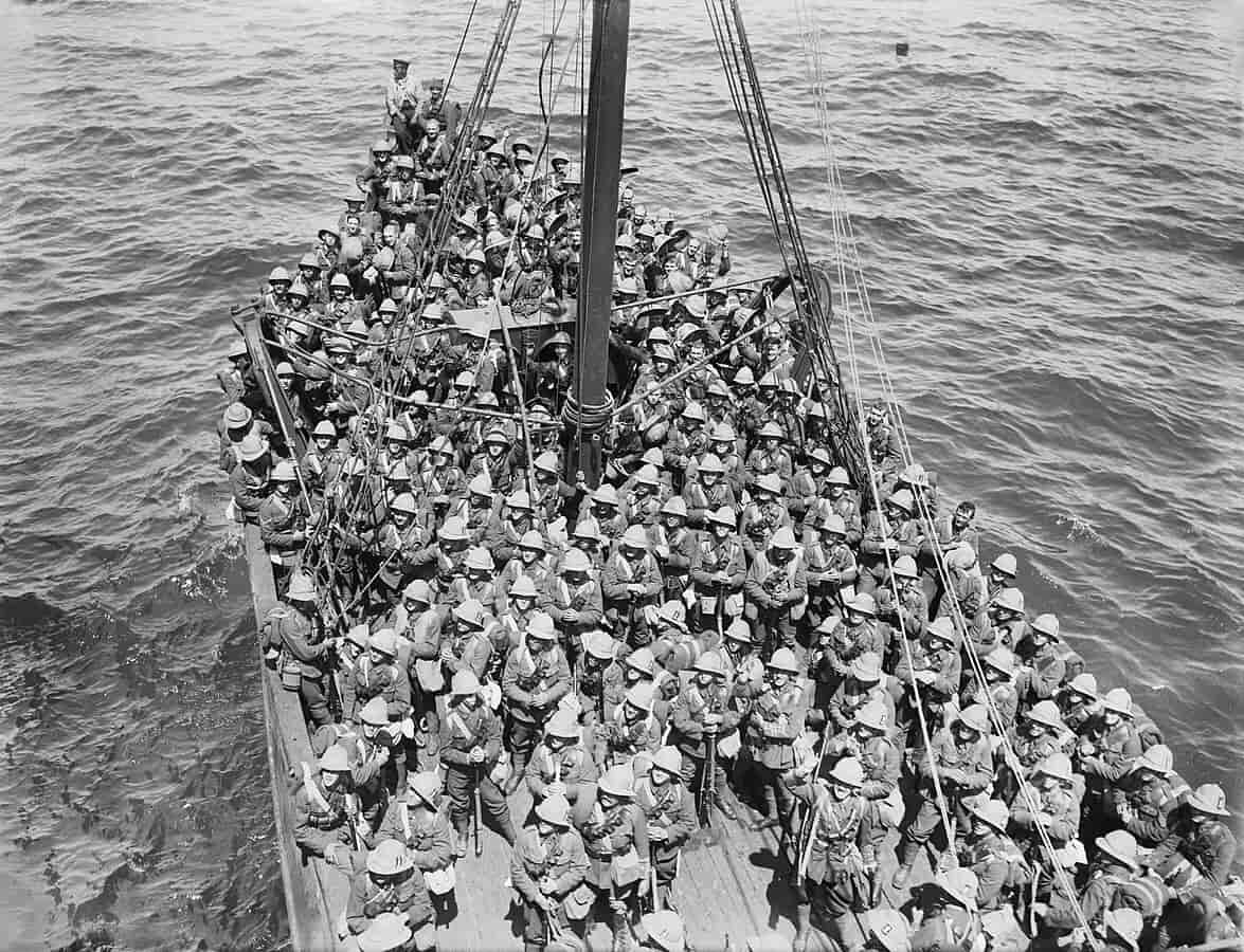 Britiske soldater på vei til Gallipoli