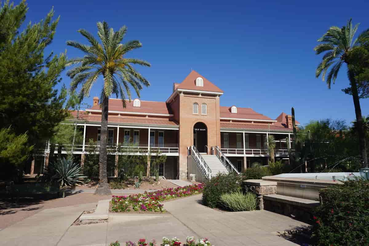 Old Main, University of Arizona