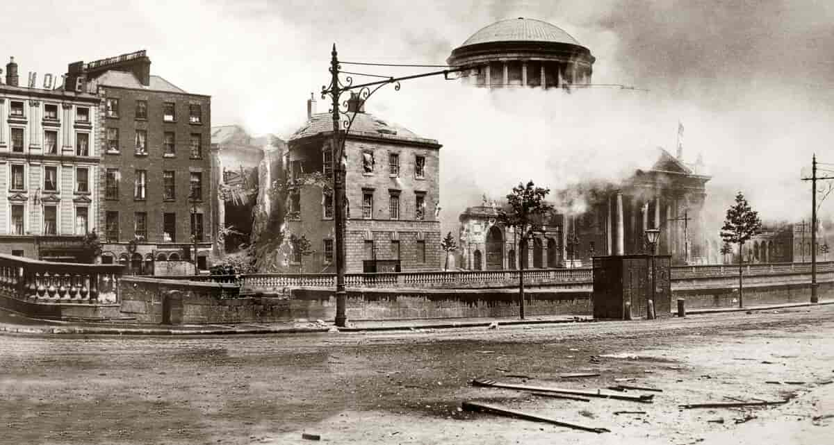 Bombinga av Four Courts, Dublin