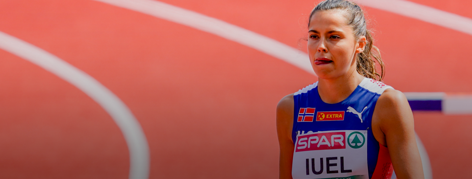 Amalie Iuel under semifinalen i 400m hekk under EM i friidrett i München i 2022.