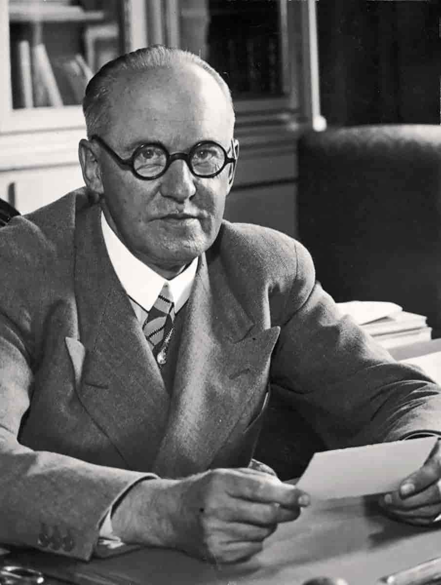 Karl Kristian Steincke, cirka 1940