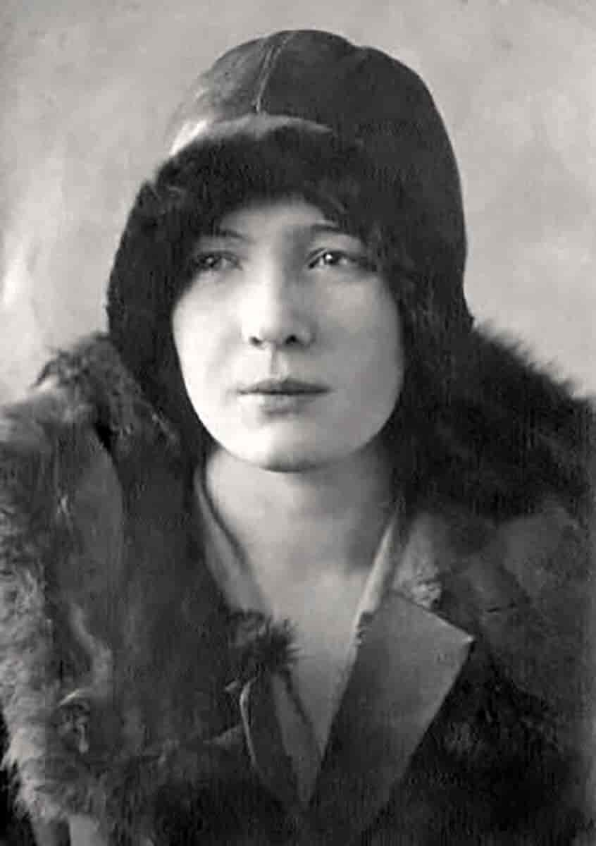 Olga Berggolts, 1930