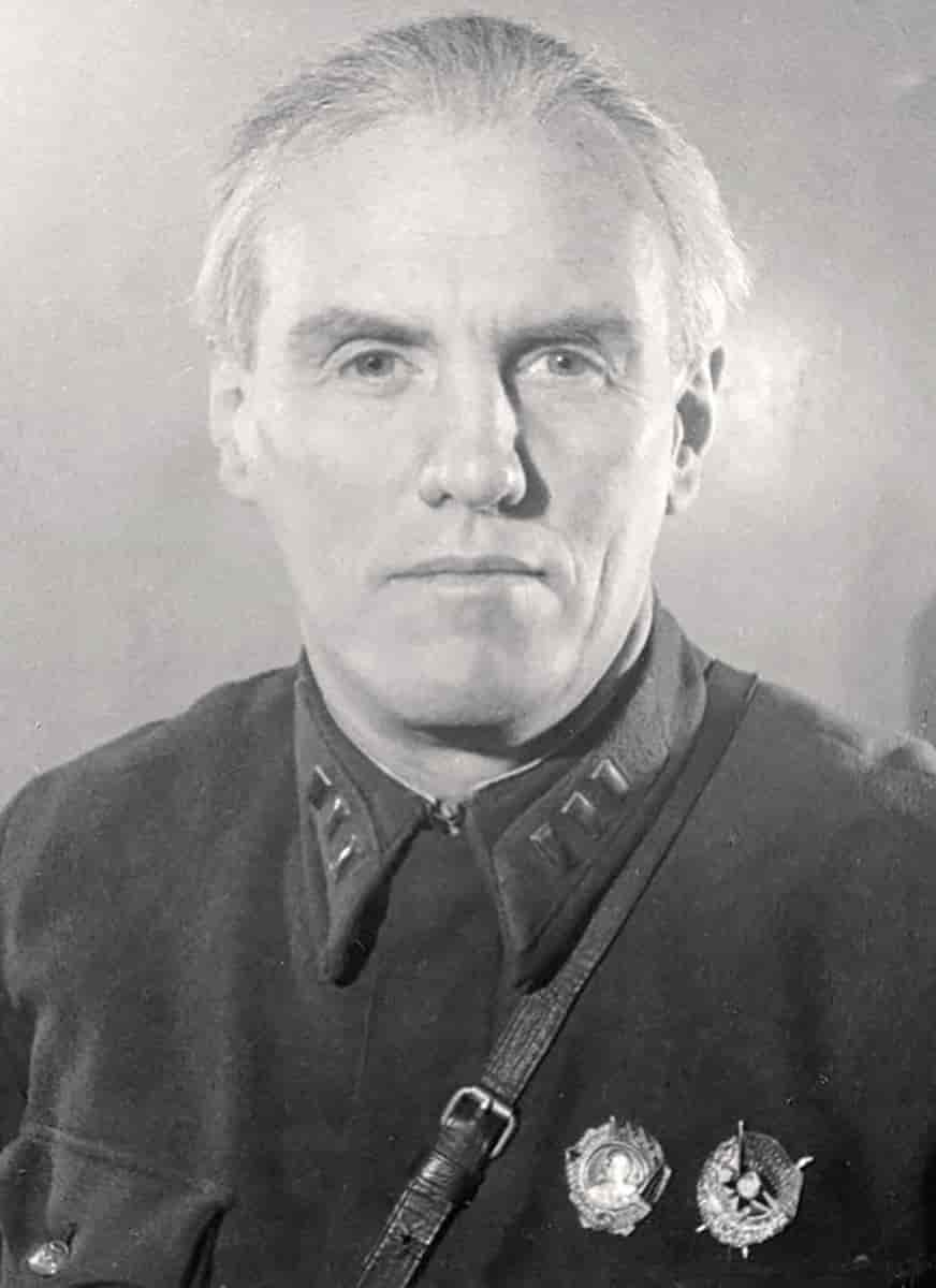 Nikolaj Tikhonov, 1942