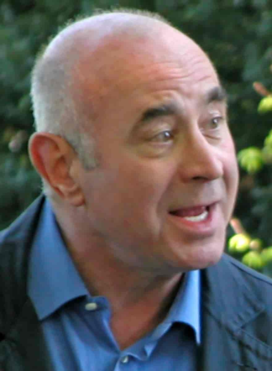 Bob Hoskins, 2009