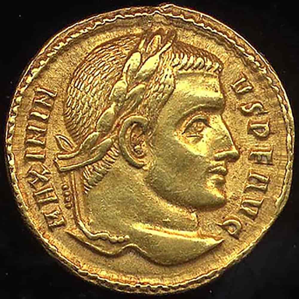 Mynt med Maximinus Daia