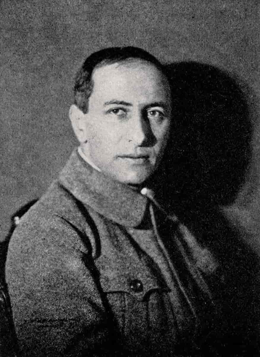 Aleksandr Tajrov, cirka 1920