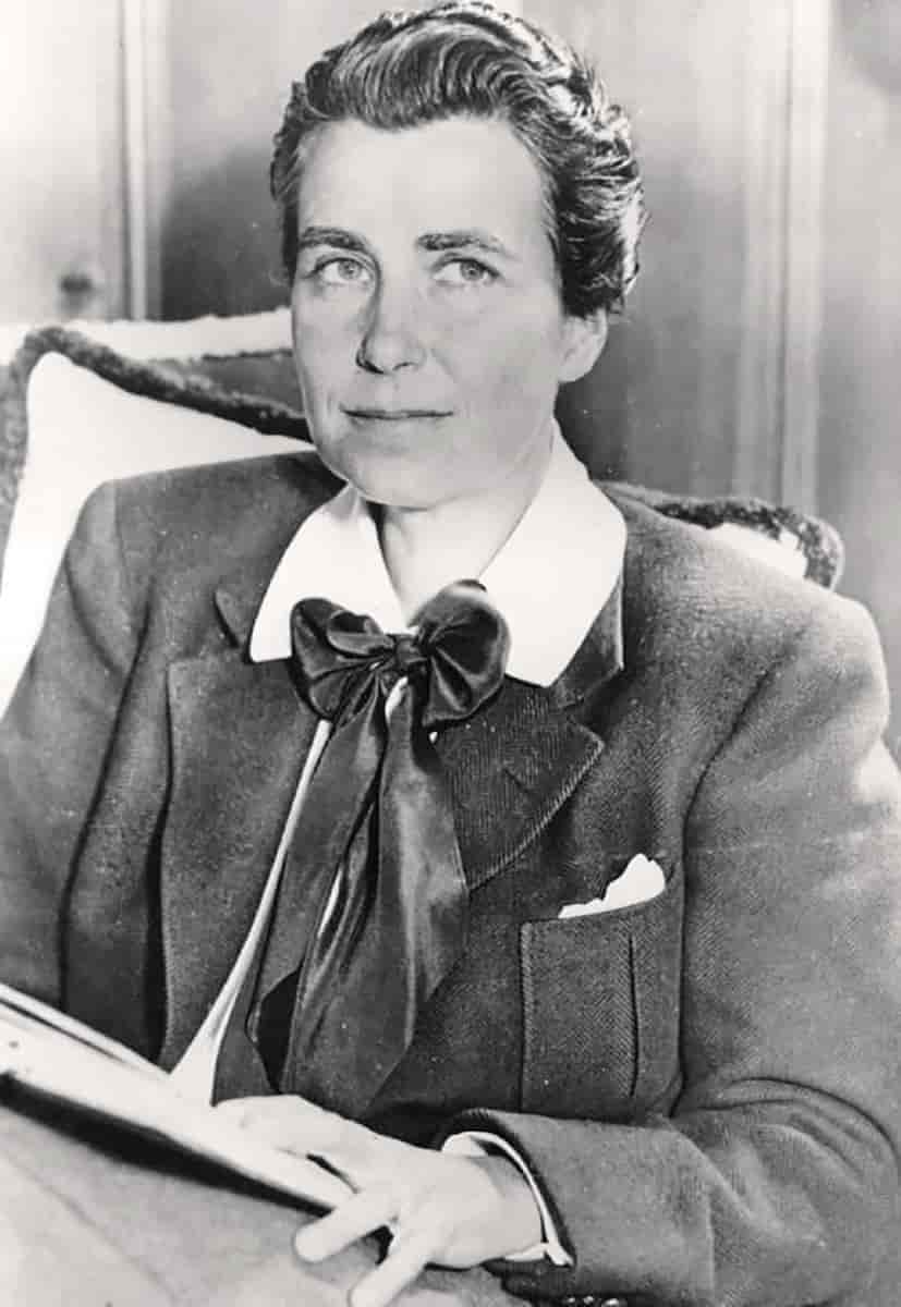 Dorothy Arzner, 1934