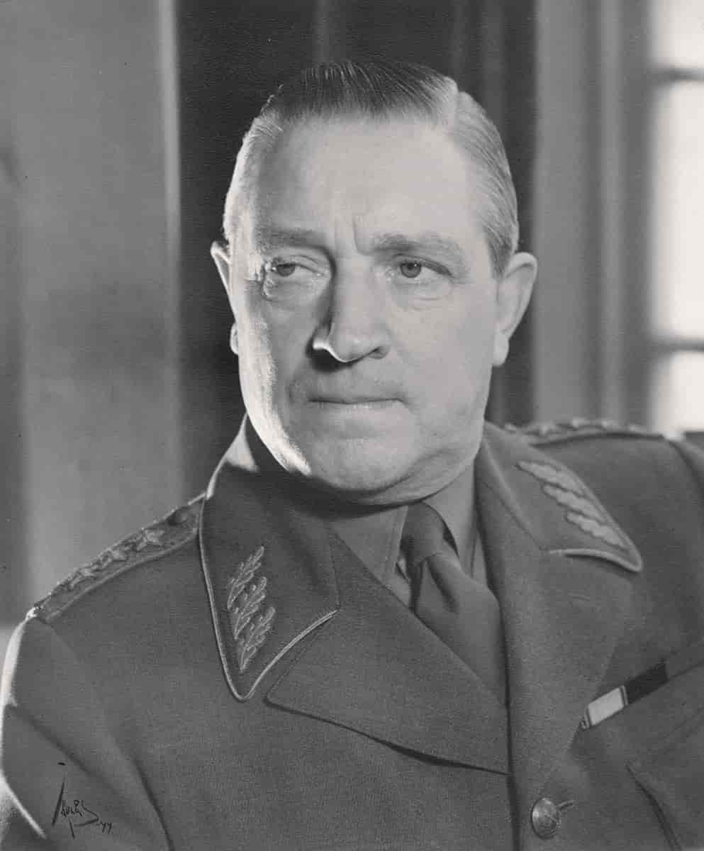 Helge Jung, 1944