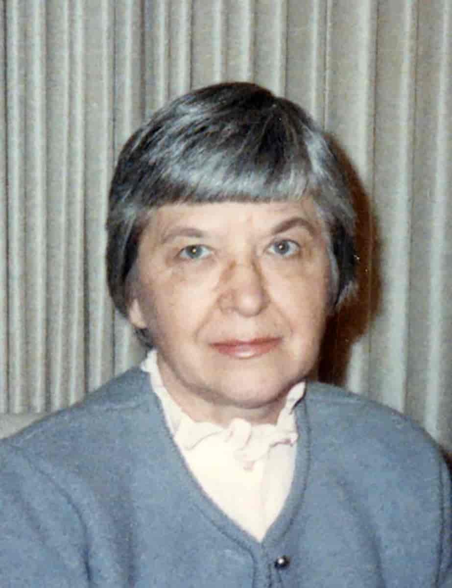 Stephanie Kwolek, 1986