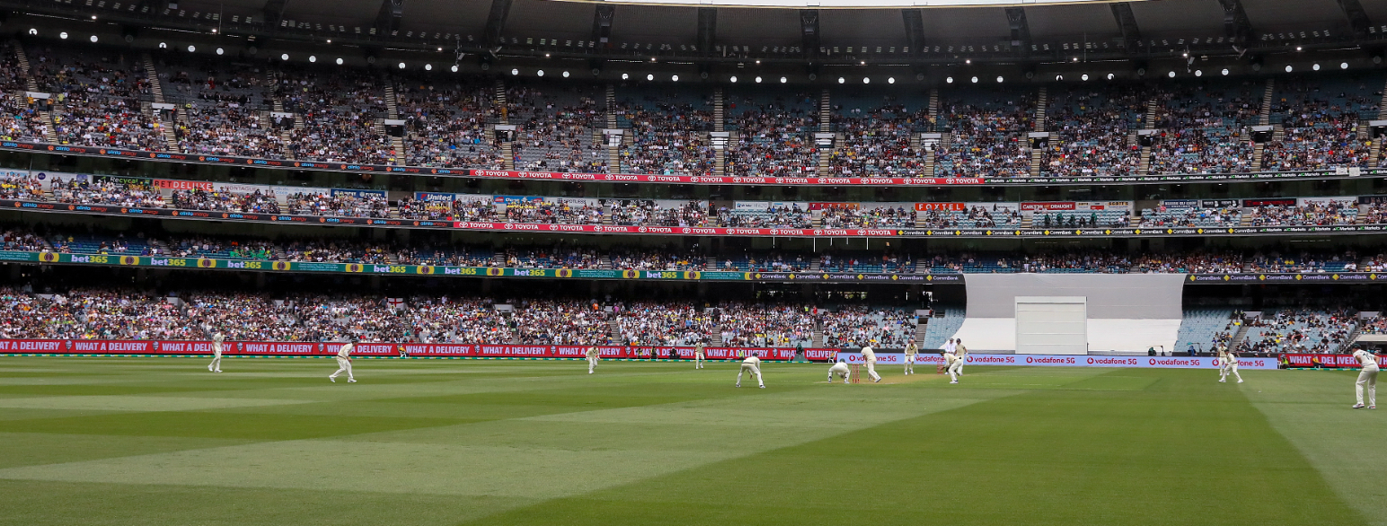 Australia og England under en landskamp i cricket i Melbourne i desember 2021. 