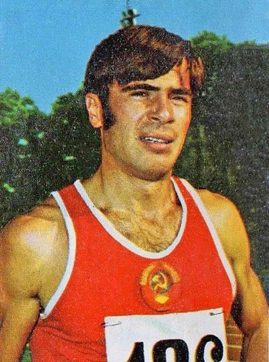 Viktor Danilovitsj Sanejev, cirka 1972