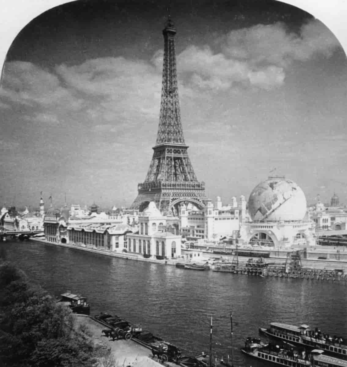 Eiffeltårnet og Globe Celeste