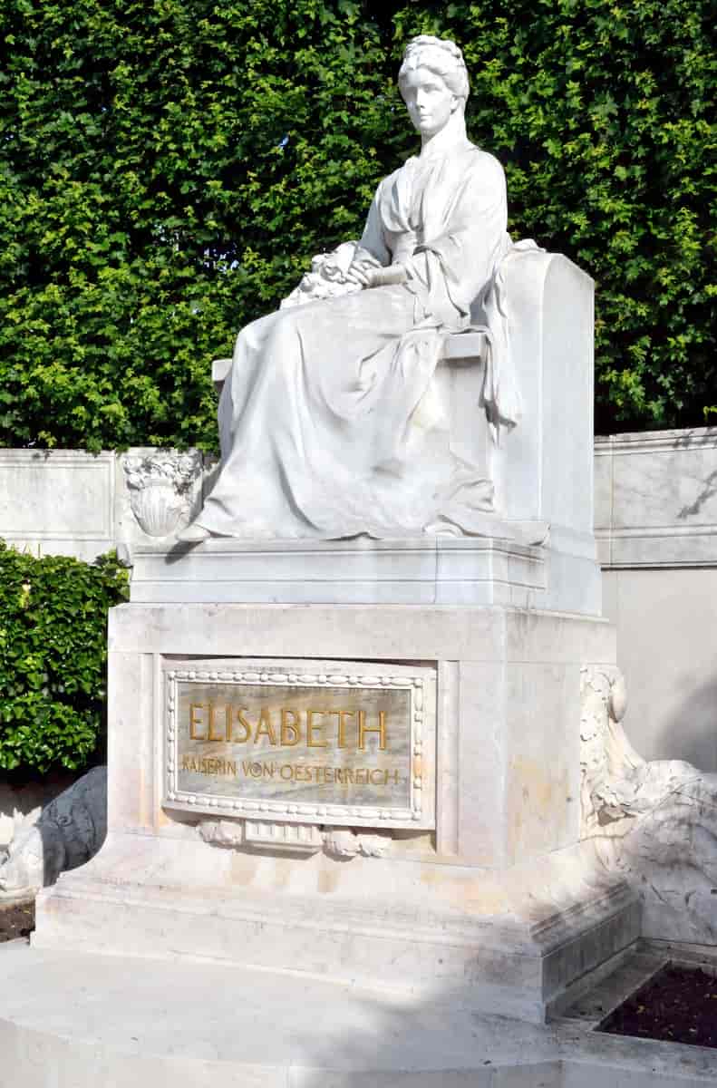 Statue av Elisabeth