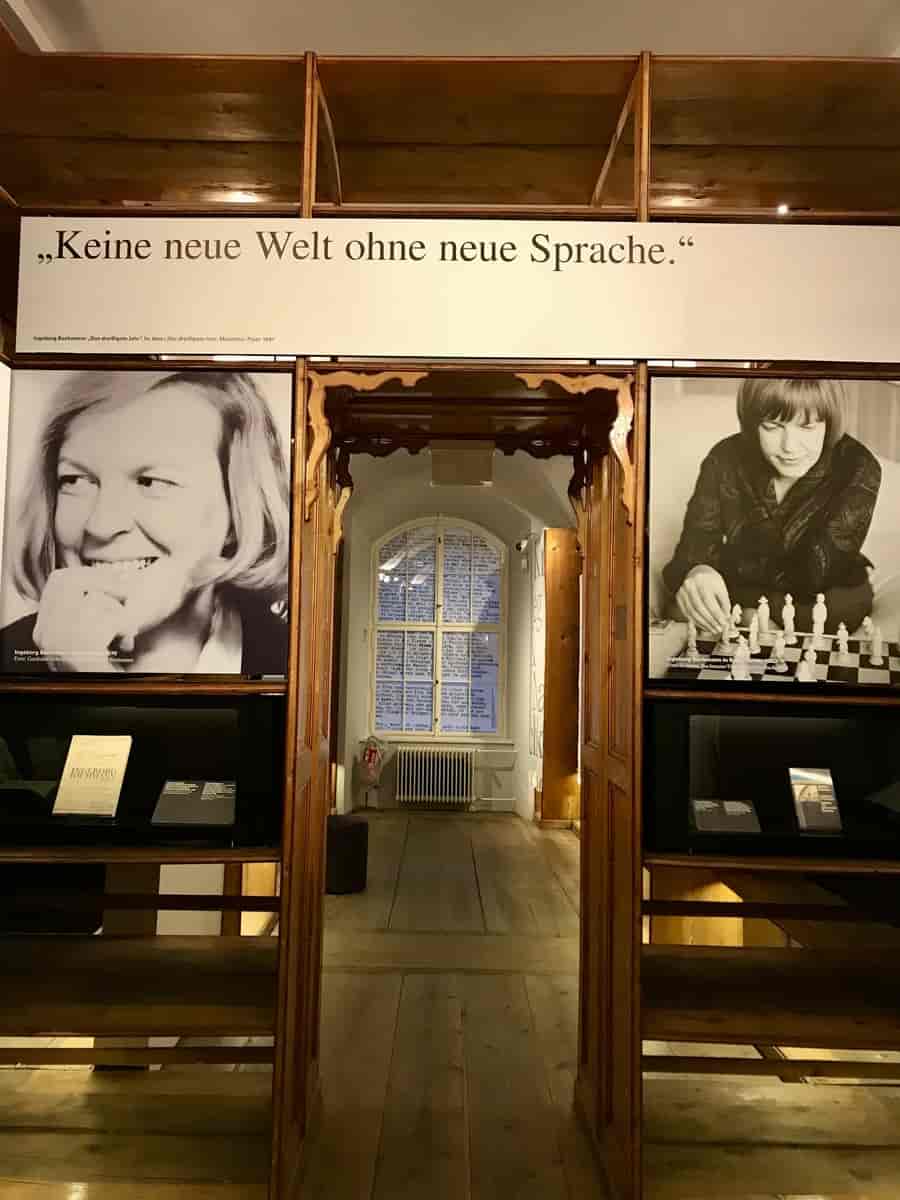 Bilde fra utstillingen «Ingeborg Bachmann. Eine Hommage» i Literaturmuseum i Wien, 17. november 2022–5. november 2023