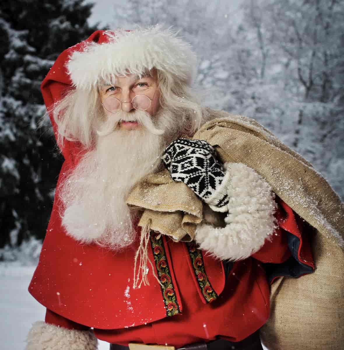 Bent Julenissen Lønrusten som julenisse i 2012