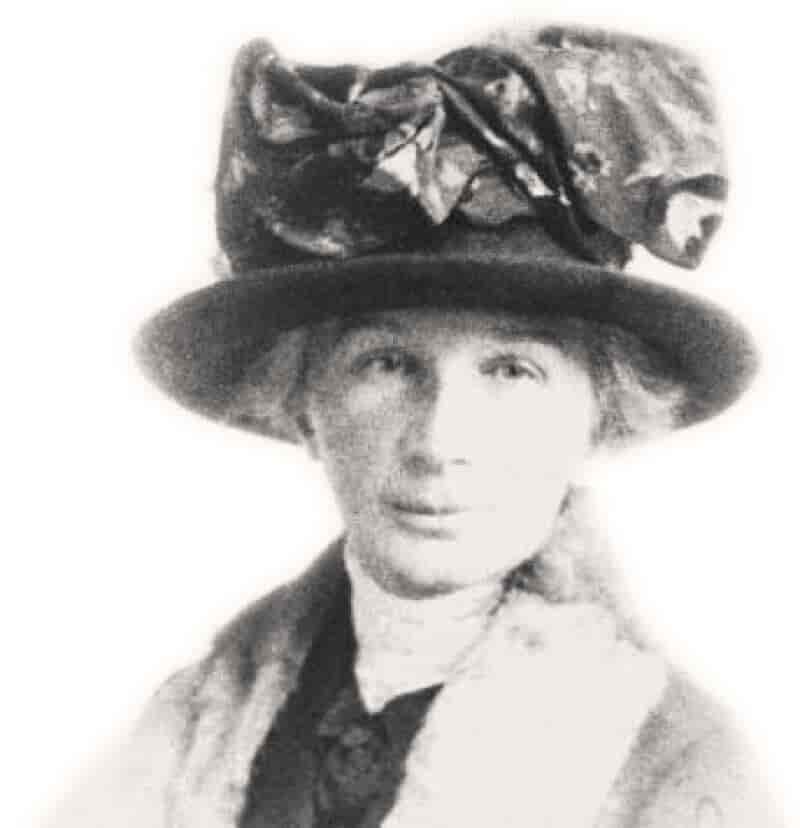 Clara Holst
