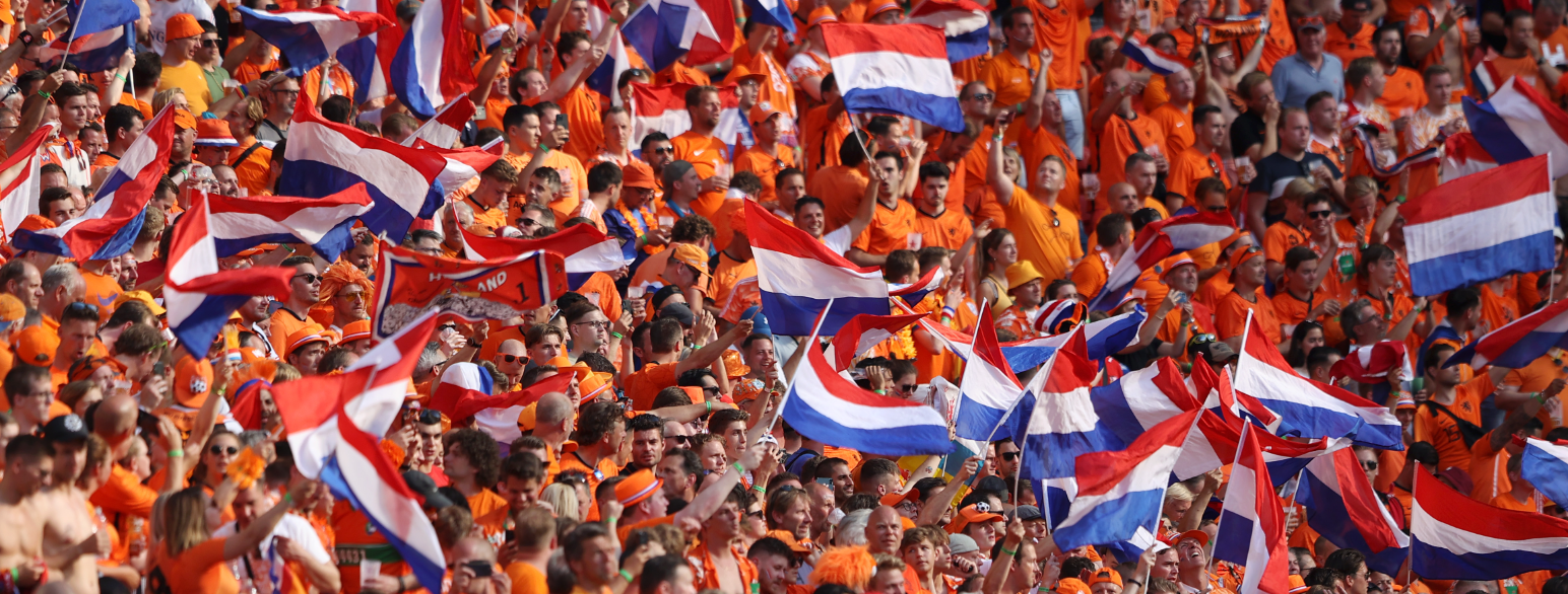 Nederlendere heier på Nederland mot Tsjekkia under UEFA-cupen i 2020.