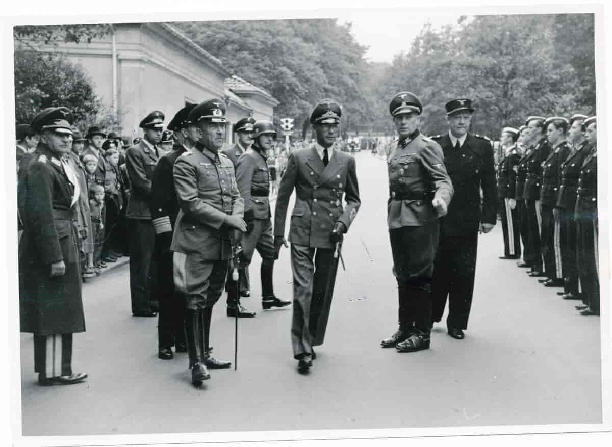 Tyske offiserer i Oslo 1942