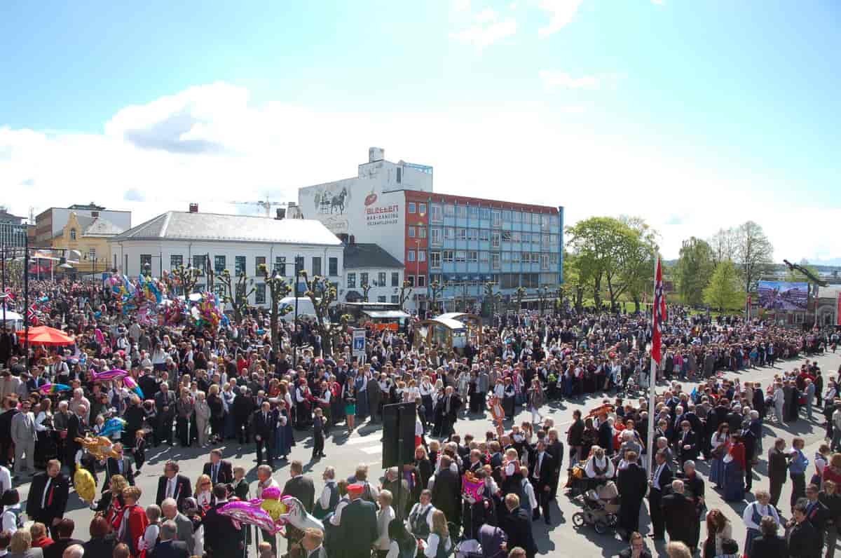 Stortorget, Hamar, 17. mai 2011