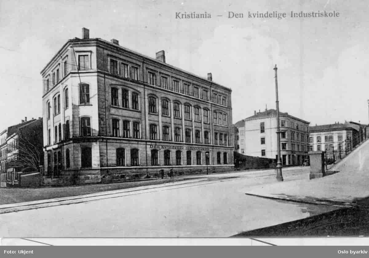 Den kvindelige Industriskole i Kristiania