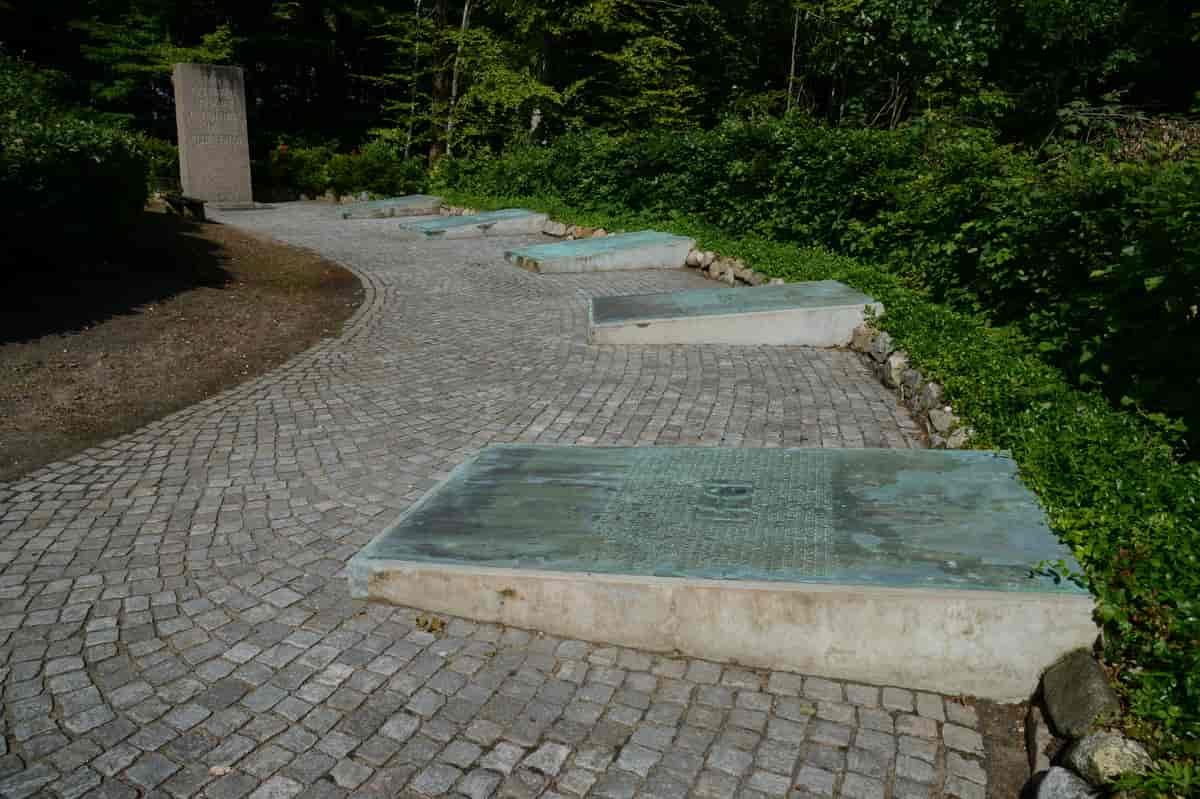 Minnesmerket på Knivsbjerg