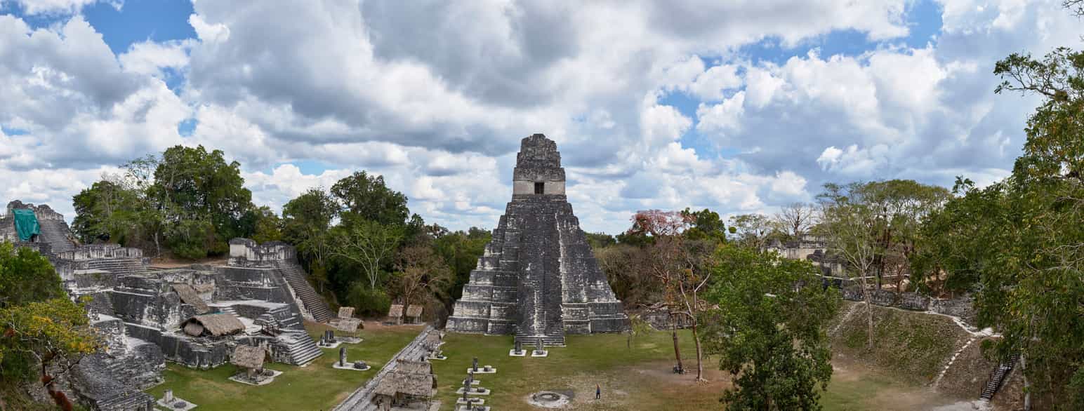 Maya-tempel i Tikal i Guatemala