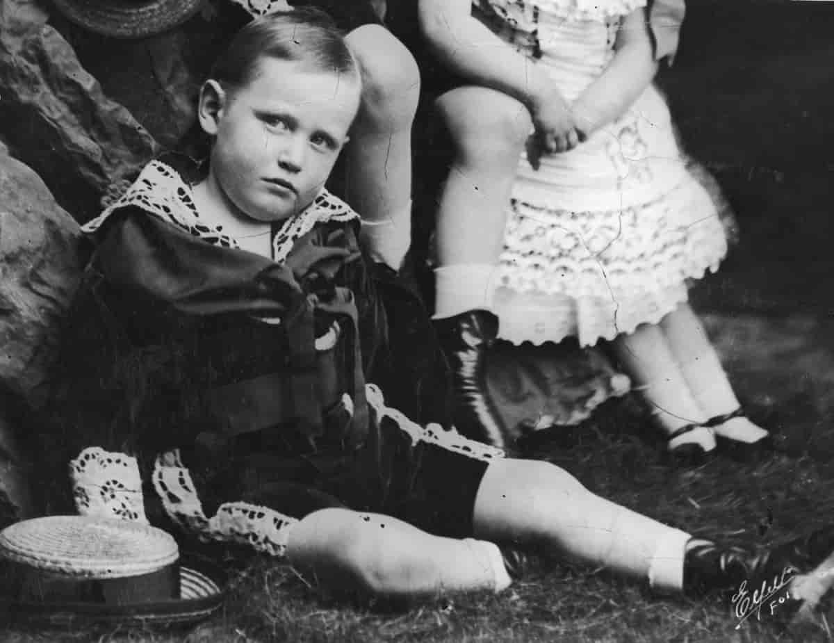Kong Haakon som barn
