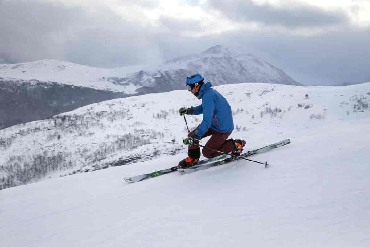 Kronprins Haakon på ski.