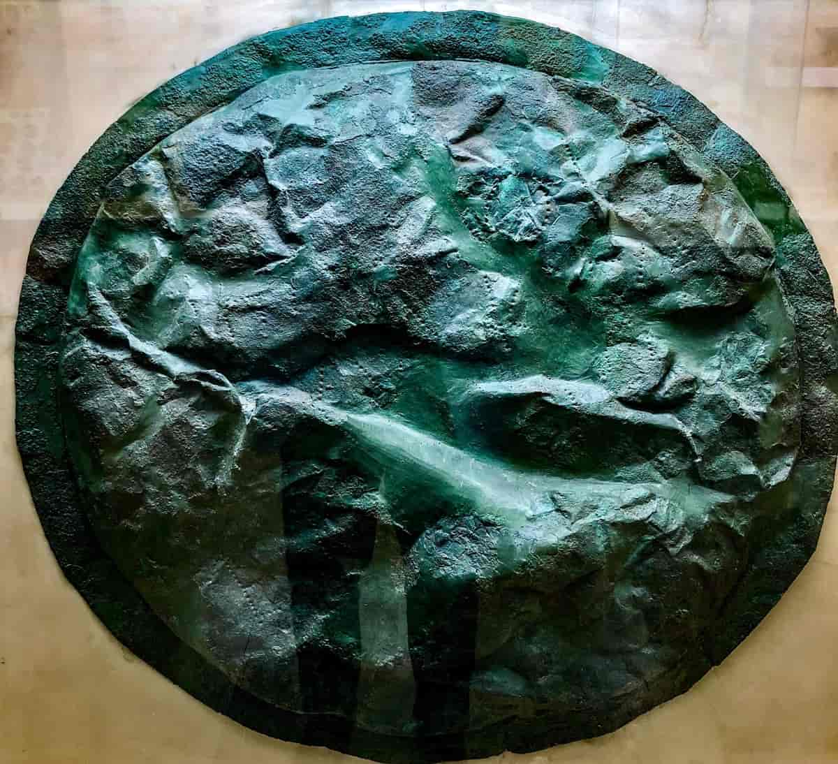 Spartansk skjold tatt av spartanerne i slaget ved Pylos. Agora Museum, Athen