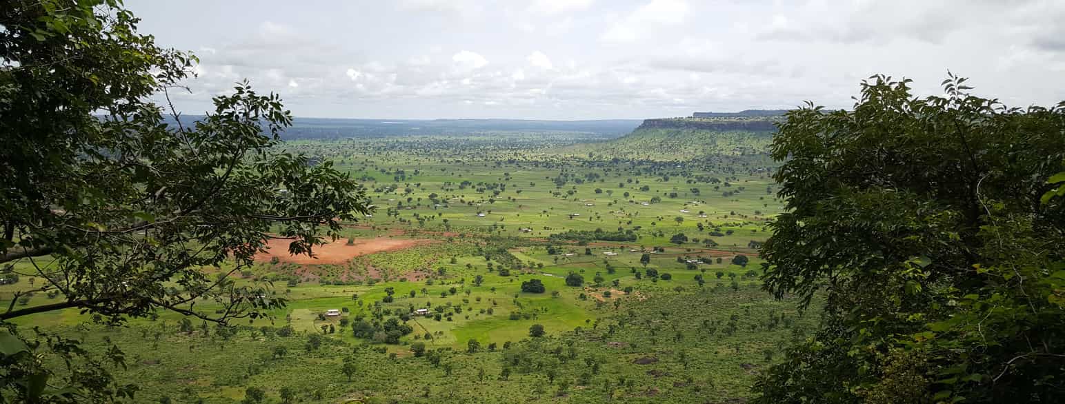 Utsikt fra Nok-hulene nord i Togo