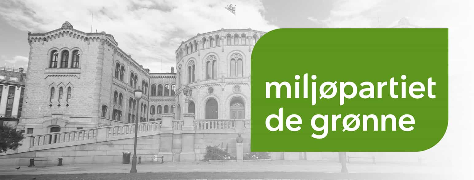 Svarthvitt-bilde av Stortinget i Oslo med logoen til Miljøpartiet de grønne, et grønt avrundet rektangel med teksten miljøpartiet de grønne i hvite bokstaver. Collage