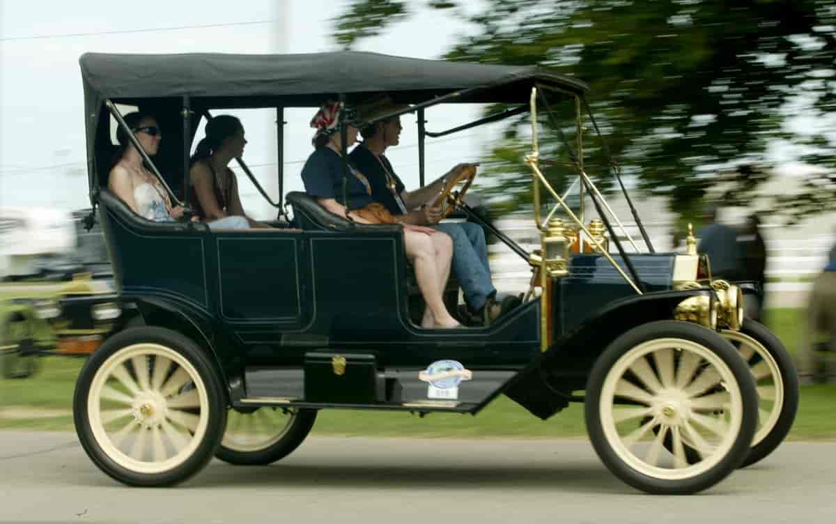 En touring-modell av en såkalt T-Ford fra 1912.