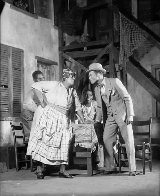 Maria og Sporting Life i teaterversjonen av 'Porgy', 1927