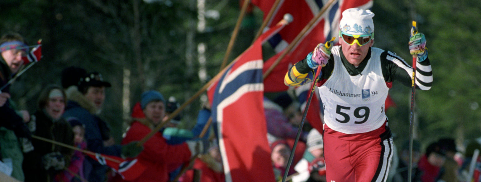 Vladimir Smirnov går inn til gull på femmila under OL på Lillehammer i 1994