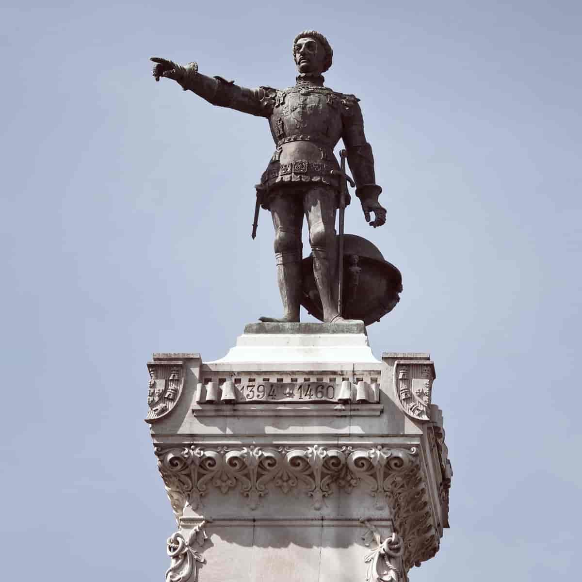 Statue av Henrik Sjøfareren i Porto