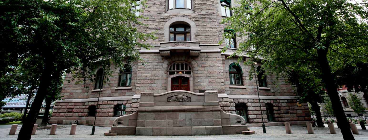 Foto av finansdepartementets bygning i Oslo