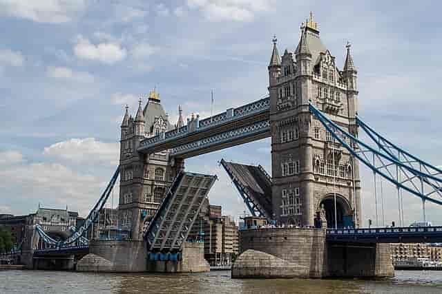 Tower Bridge i 2014