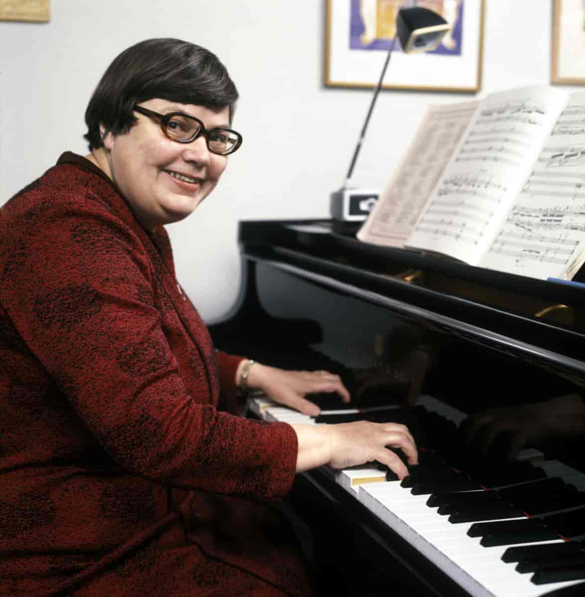Eva Knardahl (1979)
