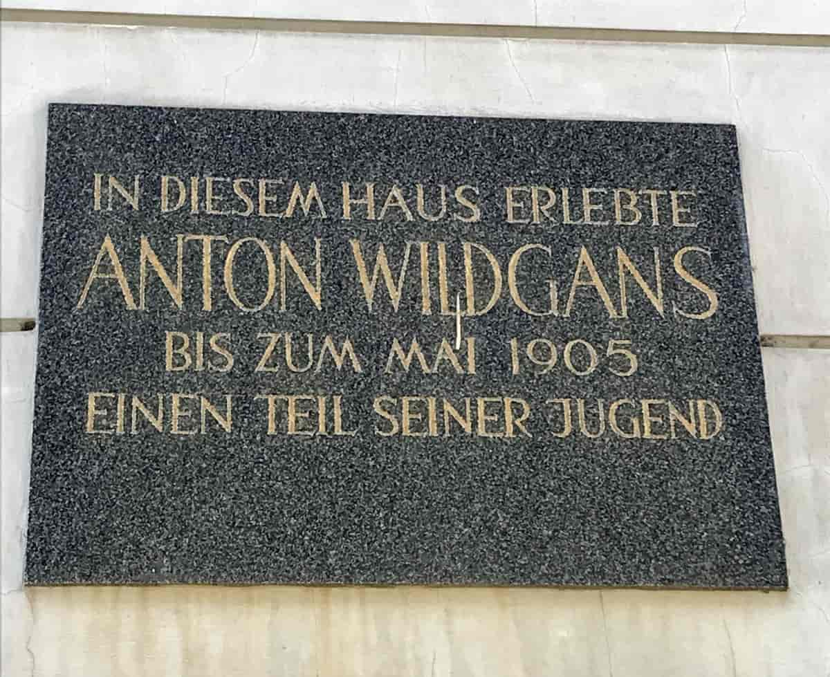 Minnetavle på adressen Lenaugasse 19 (Wien), hvor Wildgans bodde