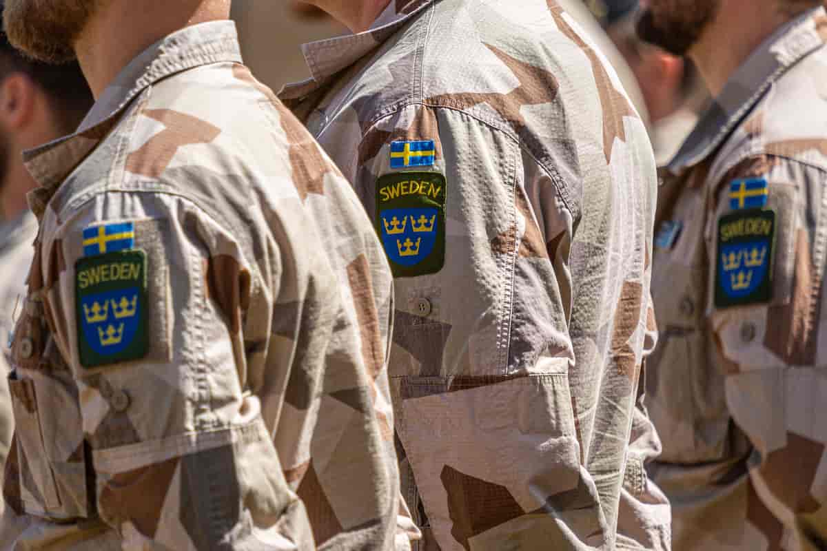 Svenske soldater i ørkenuniform.