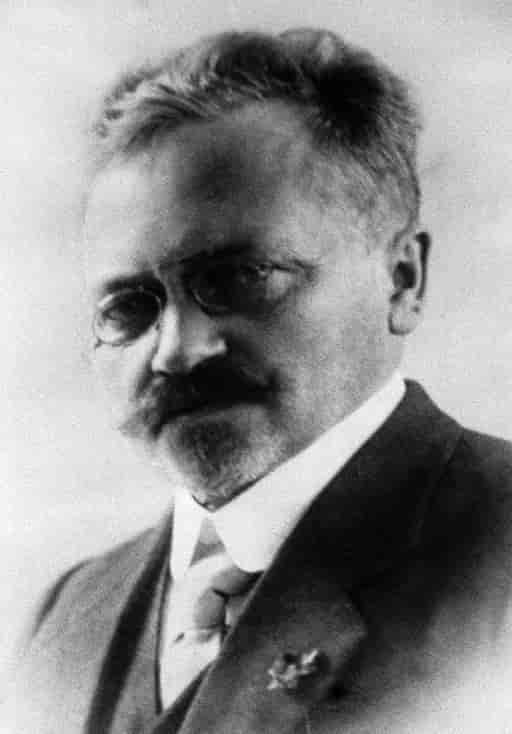Johan Filseth startet Gudbrandsdølen i 1894. 