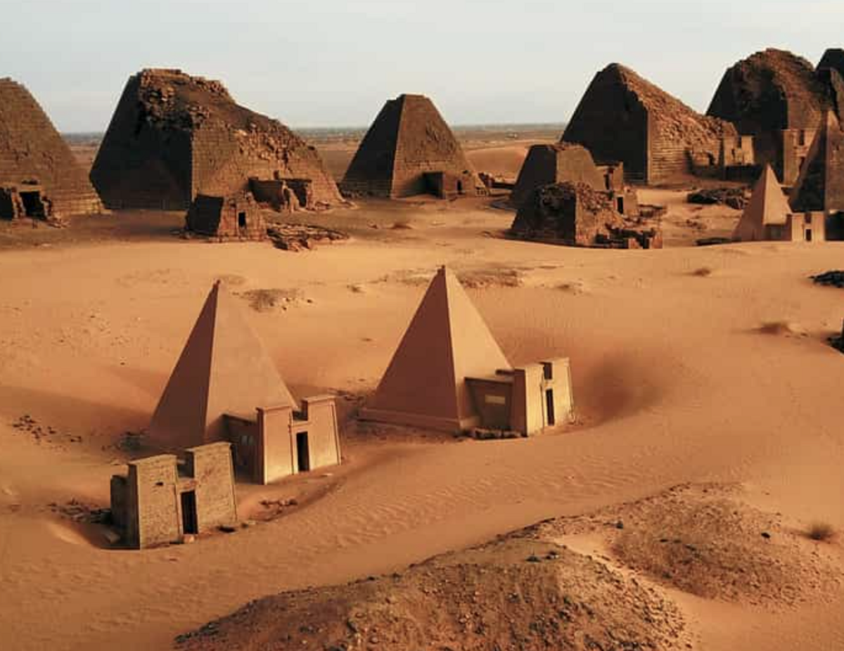 steinbygninger i ørken